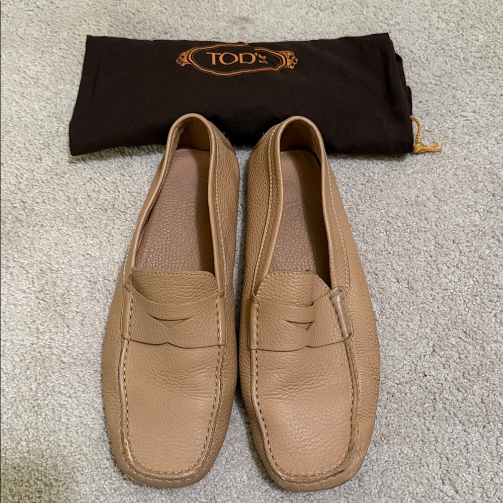 Tod's gommino driving shoes